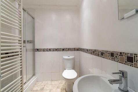 Shower room.jpg