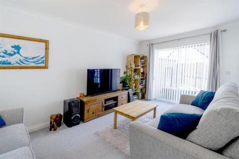 Living Room.jpg