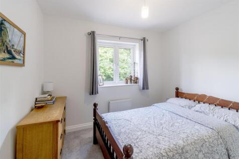 Bedroom 2.jpg