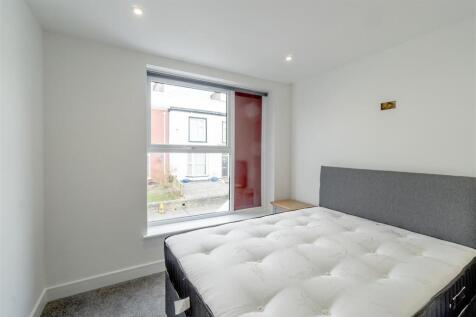 Bedroom 3.jpg