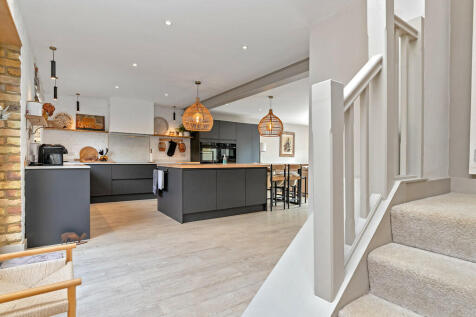 1BCambridgeRoad-4...