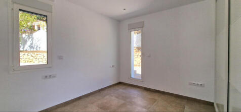Property Image 43