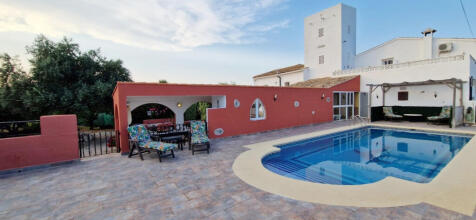 Property Image 4