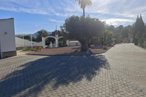 Property Image 8