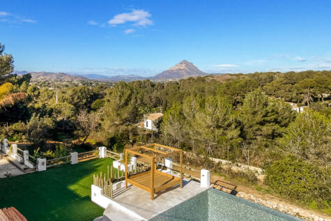Property Image 4