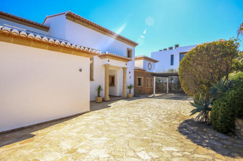 Property Image 8