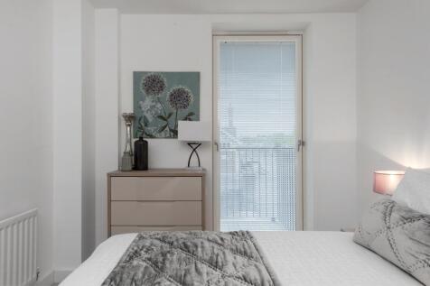 2 bed standard la...