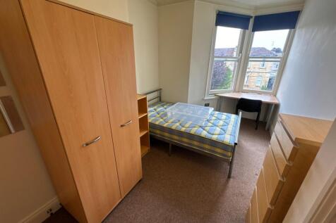 Flat2Upper58AlmaRoad-Bedroom1-13882312-90-0 (1)