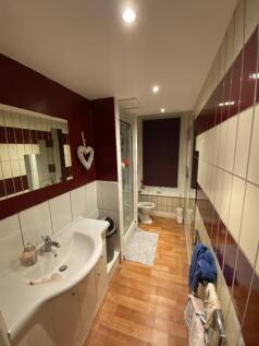 Communal Shower Room