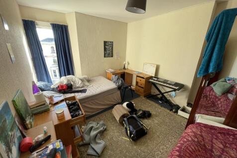 1C10B1B4-1241-43F5-8B5E-8495B190B9EF