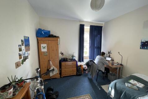 5CAA1D9B-4B2D-4C56-82A7-3AC85FE4ACF1