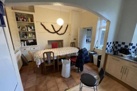 2EB67D34-779A-47EE-9F2F-B6DA43520C9D