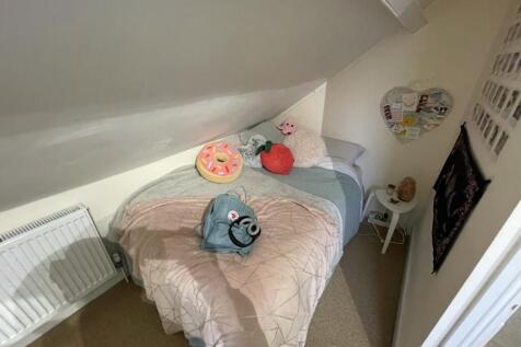 D8E56F5A-A349-4FA7-99A6-6995C96CDBEE