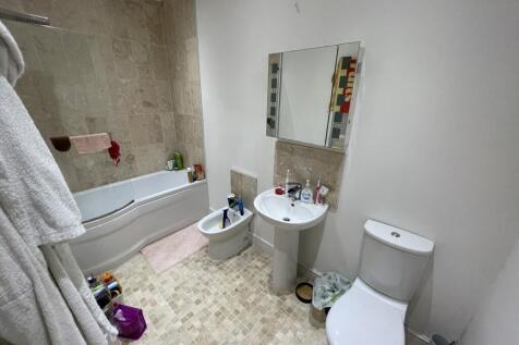 ABED8D80-E0D6-4B3B-997A-40600FB1FC87