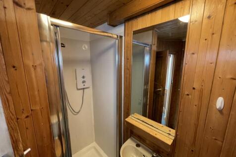 3C9D2329-1073-4123-B0A2-657015E6E894