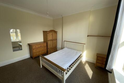 6C50FFB3-9927-4354-9F97-FD6CB0918AF5