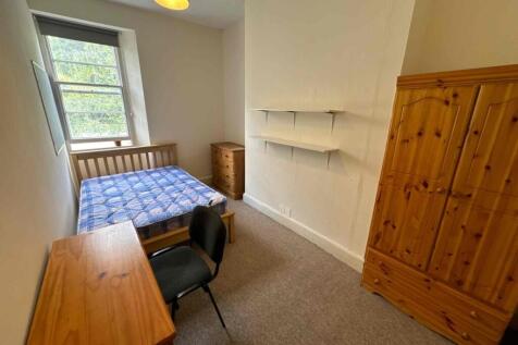 UpperMaisonette82Wor-Bedroom4-13793107-75-0