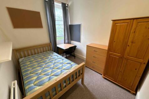 UpperMaisonette82Wor-Bedroom3-13793106-48-0