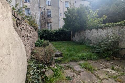 PXL_20251001_124151877