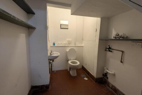 PXL_20251001_124213396