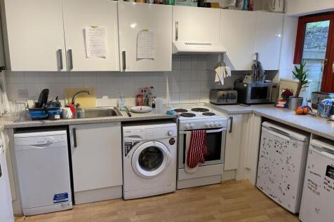 D32B2CCB-FFDE-480A-8DBF-31F16EDCA662