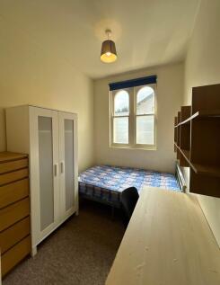 Flat114AlmaValeRoad-Bedroom1-15270055-1-0