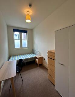 Flat114AlmaValeRoad-Bedroom2-15270057-1-0