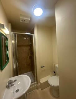 Flat214AlmaValeRoad-Bathroomcommuna-15264284-1-0