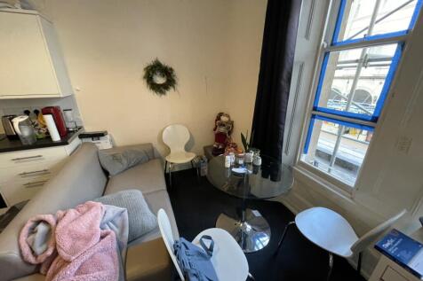 223F06BD-B55B-41E0-B56F-74CF8FDB7326