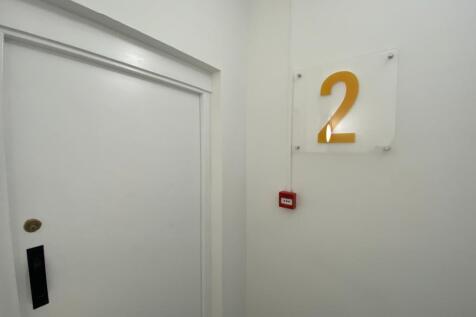flat 2 entrance