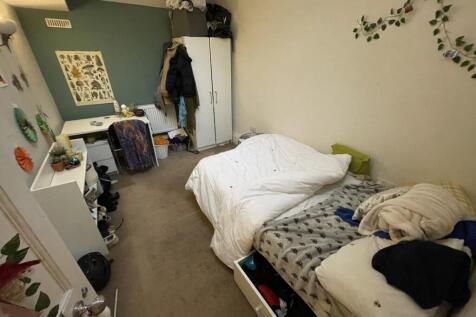 F0A79C4B-7AEC-41D0-9D98-CFADDA534260