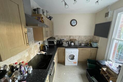 66E846FB-F393-44B1-947A-37767797F825