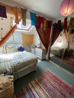 Bed 2 as previously laid out by tenant