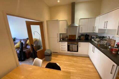 62AFBCE4-CB90-4F93-B4AE-489A05C8846F