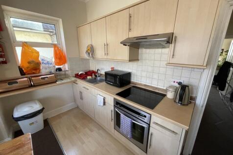 CB0B39F3-E4F4-4439-8068-C9A0CE8448A0