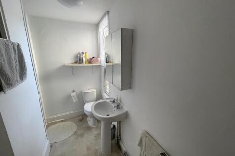 E2084A81-D58B-4D41-AC4F-652A4998FA66