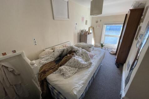 656939CE-E0A7-4CCB-A45E-6173FB410FA5