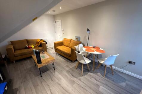 Flat370aWhiteladiesR-Loungelivingare-14448870-42-0