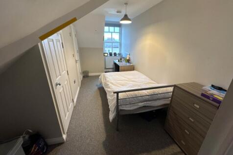 Flat370aWhiteladiesR-Bedroom3-14448868-40-0 (1)