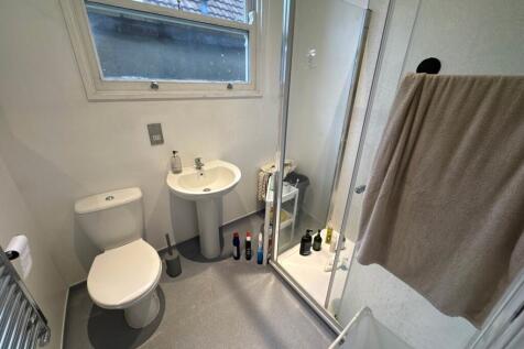 Flat370aWhiteladiesR-Bathroomcommuna-14448867-28-0