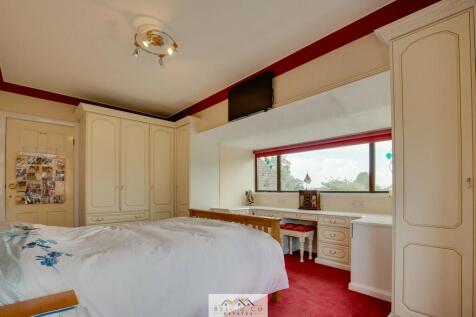 Bedroom 1.2