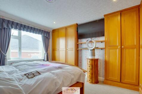 Bedroom 2.1