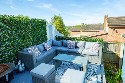 Back garden 1.3