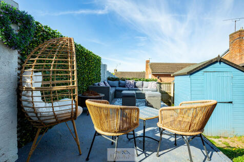 Back garden 1.1