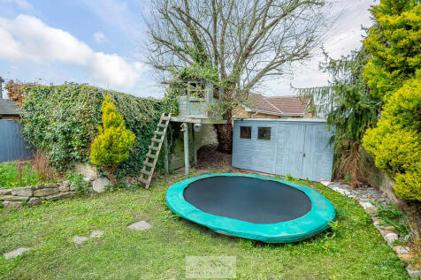 Back garden 1.2