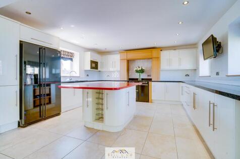 Kitchen Diner  1