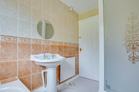 Bathroom 1.2