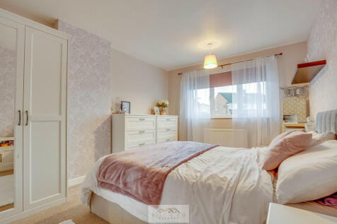 Bedroom 1.2