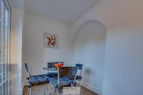dining area 1.1