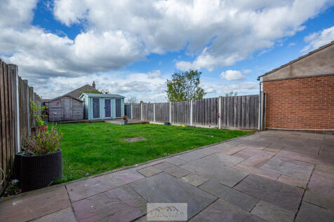 Back garden 1.1